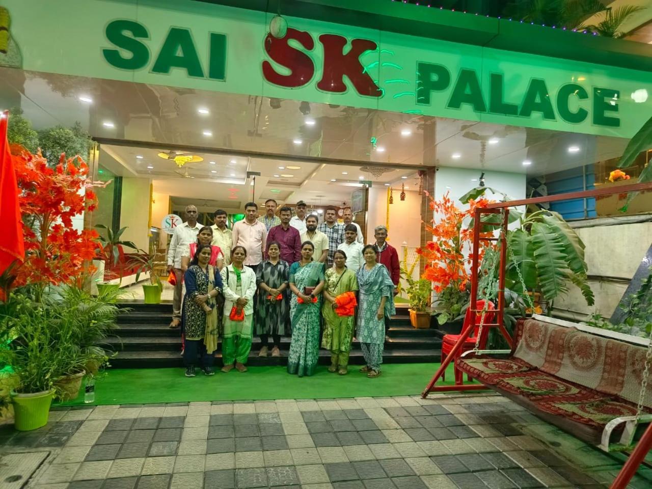 Hotel Sai Sk Palace Shirdi Eksteriør billede